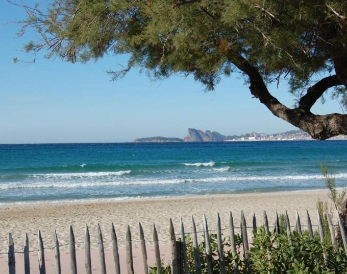 Rez-De-Villa Proche De La Mer - Villa Temana 滨海圣西尔 外观 照片